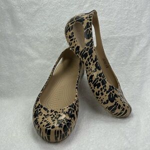 Crocs, leopard print, pre-loved🥰